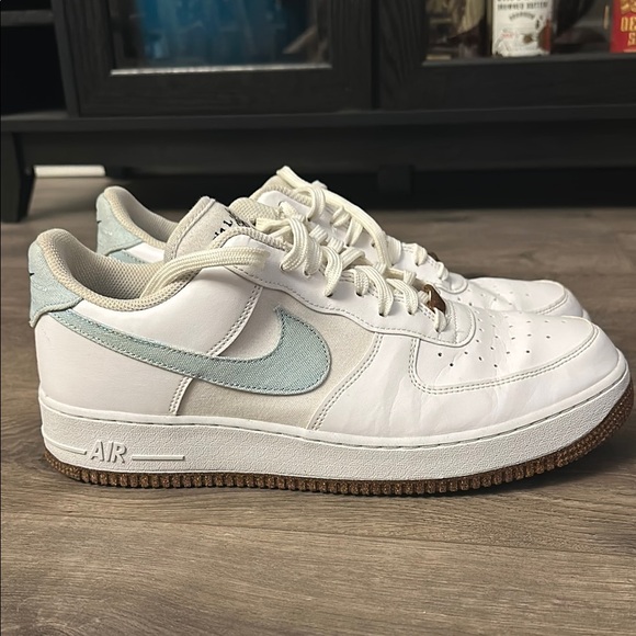 Nike Air Force 1 - Picture 2 of 7